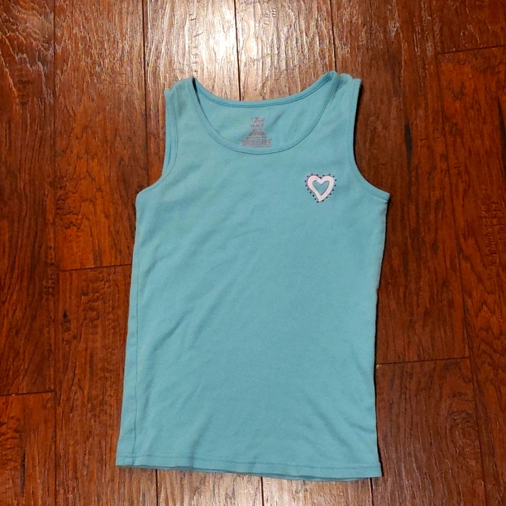 XL (Juniors), light blue with a white heart, 1989 place